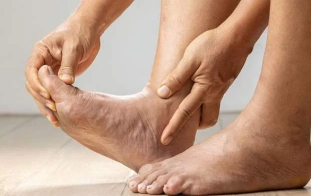 مدیریت درد و درمان دفورمیتی‌های مچ پا با جراحی‌های تخصصی