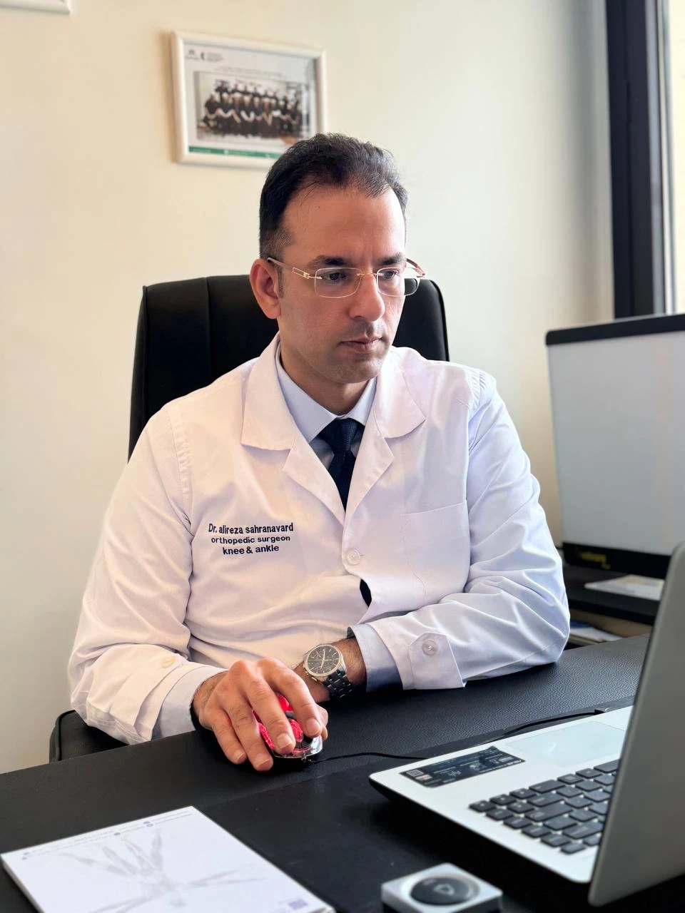 خدمات دکتر علیرضا صحرانورد