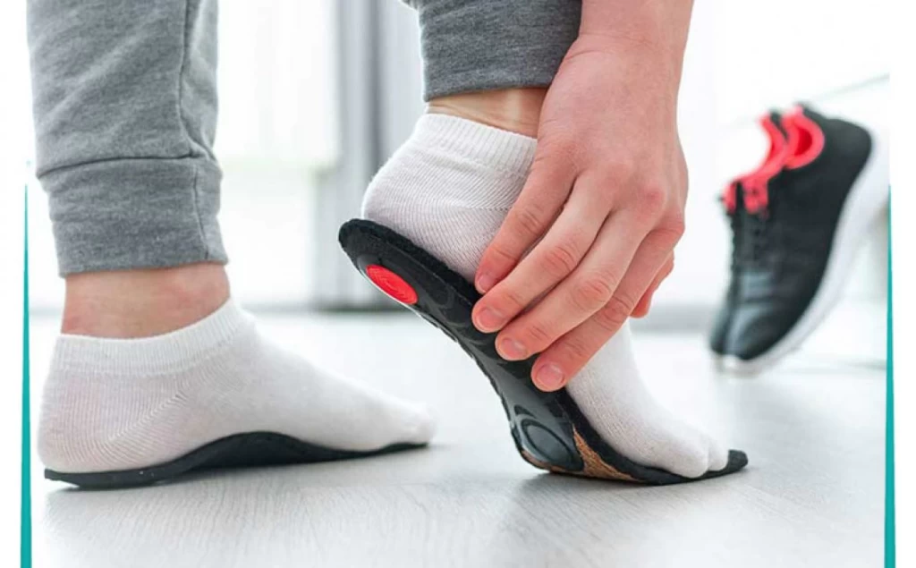 راهنمای انتخاب بهترین کفش برای جلوگیری از آسیب‌های تاندون و مفاصل