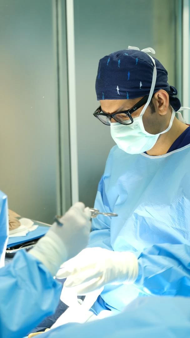 بهترین فوق تخصص زانو کیست و چه زمانی باید مراجعه کنیم؟