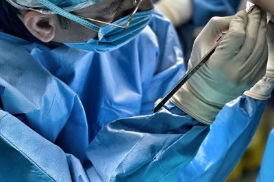 آرتروز زانو؛ از علائم اولیه تا درمان‌های جدید و مؤثر