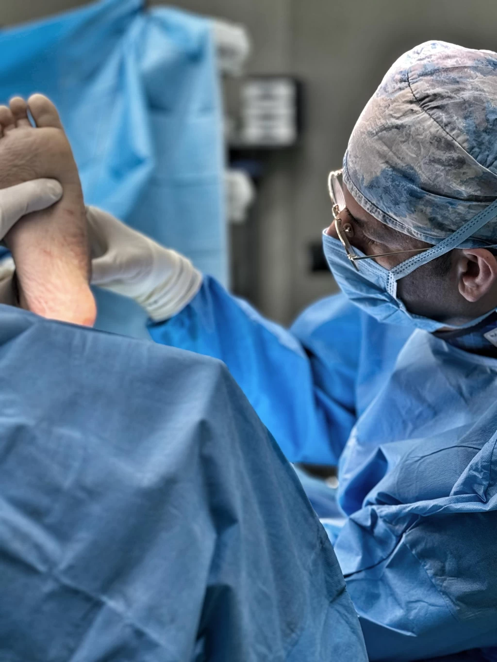 خشکی زانو؛ دلایل اصلی و تمرین‌های مؤثر برای بهبود حرکت زانو