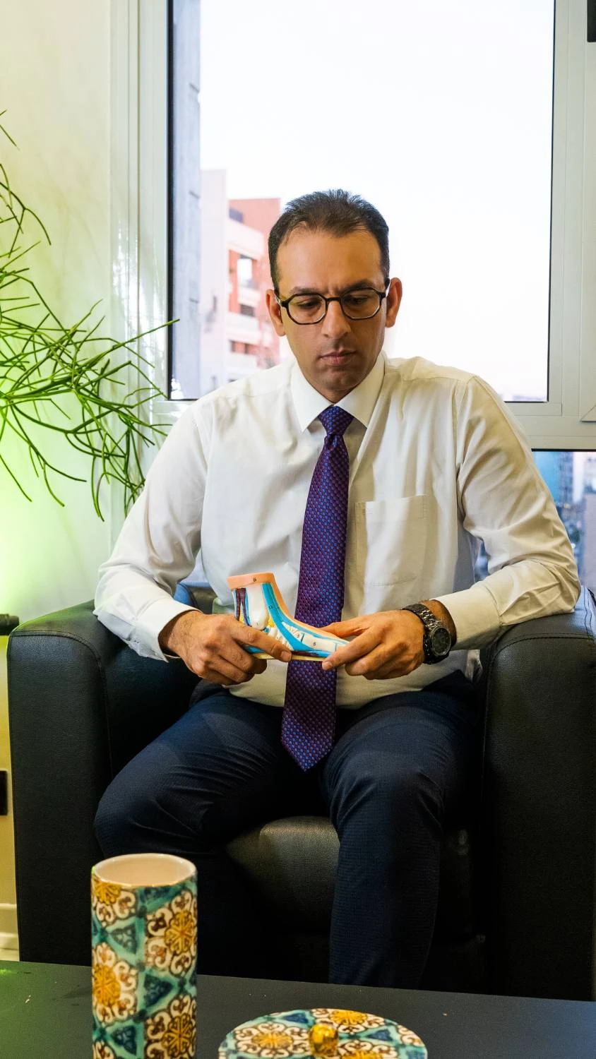 بازسازی دو‌دسته‌ای رباط صلیبی قدامی | بررسی اندیکاسیون‌ها و نتایج جراحی ACL