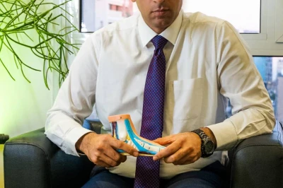 بازسازی دو‌دسته‌ای رباط صلیبی قدامی | بررسی اندیکاسیون‌ها و نتایج جراحی ACL