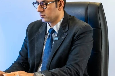 اهمیت هم‌ترازی مکانیکی در موفقیت آرتروپلاستی زانو | بازسازی دقیق محور مفصل