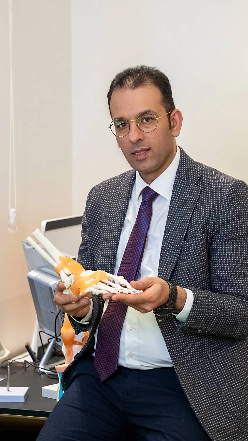 تأثیر چاقی بر نتایج جراحی تعویض مفصل زانو | بررسی عوارض و میزان موفقیت درمان